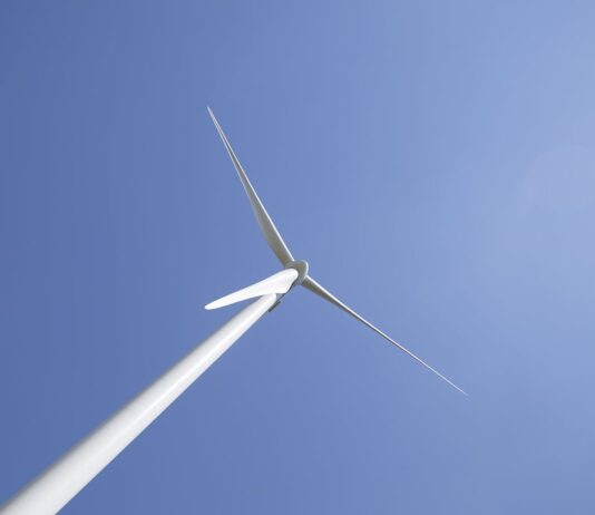 В Виннице построят высотку с парком и ветроэлектростанцией на крыше