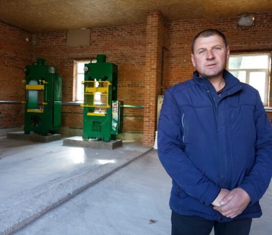 Производство тротуарной плитки из мусора в Винницкой области 1