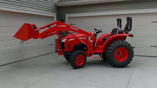 Покупаем мощный мини-трактор недорого: где и как его найти