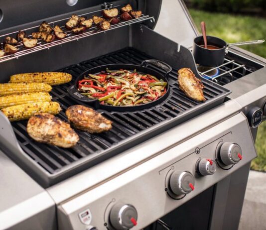 Газовый гриль: типы и преимущества