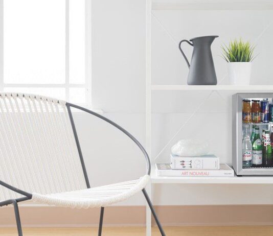 Мини-бары для гостиничного бизнеса: преимущества установки