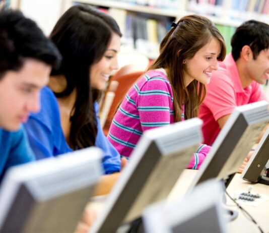 Виртуальное казино PointLoto: разнообразие слотов и привлекательные бонусы